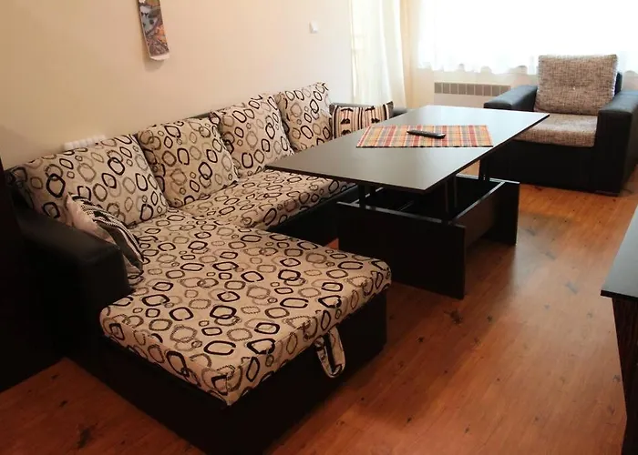 Atanasov - * بامبوروفو